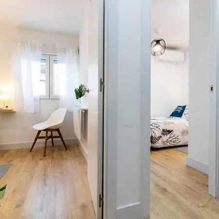 2 Apartamento En Estadio Sevilla 6 Plazas 3 Hab Y Metro Siviglia Esterno foto