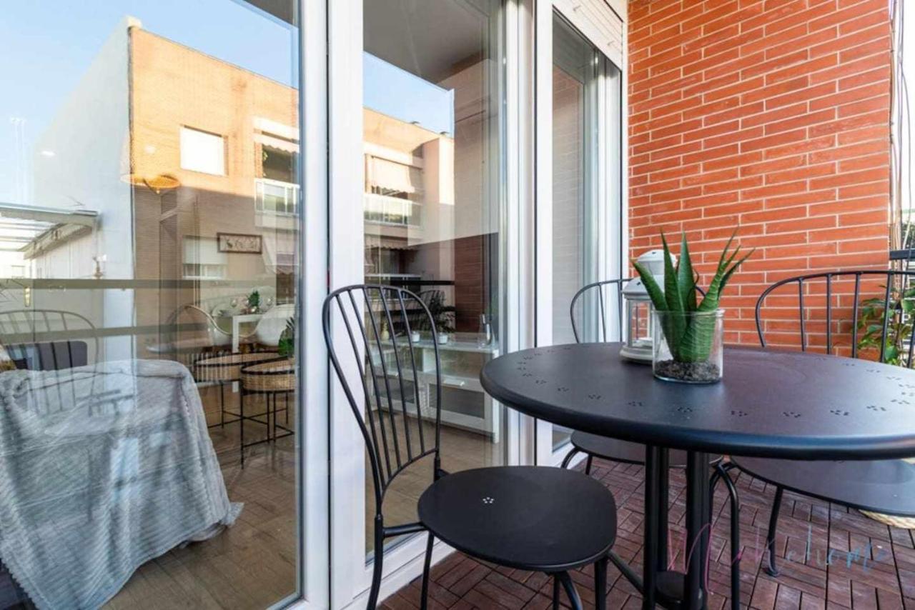 2 Apartamento En Estadio Sevilla 6 Plazas 3 Hab Y Metro Apartment *